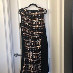 Anne Klein Sheath Dress Pattern front Black back.